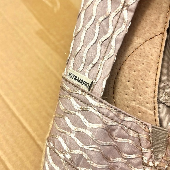 Joy & Mario,Pink Shimmering Satin,Hint of Shine,Women's Espadrilles,EUC, Size 9W - Picture 4 of 8